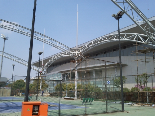 无锡体育中心网球场膜结构项目